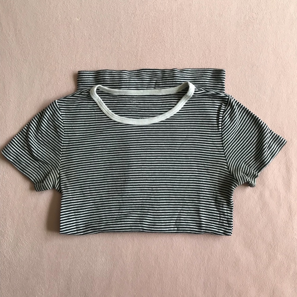 Gap Modern Crew Tee